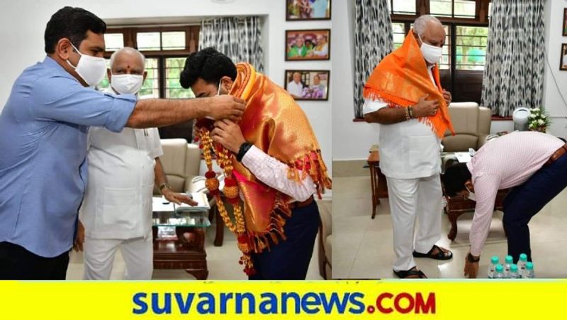 Tejasvi surya Meets Karnataka CM Bs Yediyurappa snr