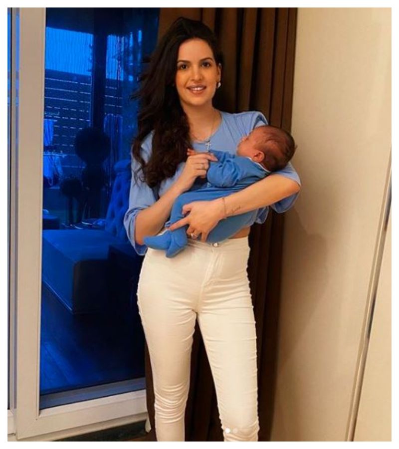 IPL 2020, Hardik Pandya shared his son agastya's picture from dubai spb