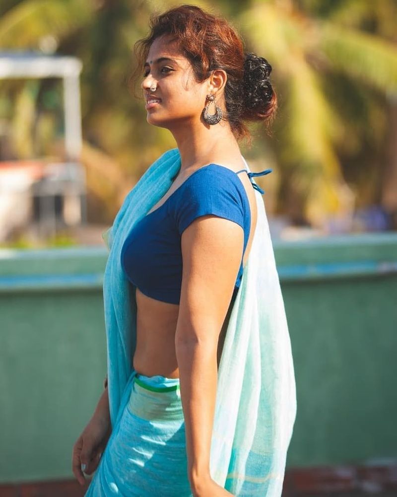 actress ramyapandiyan bigg boss quarantine photo shoot