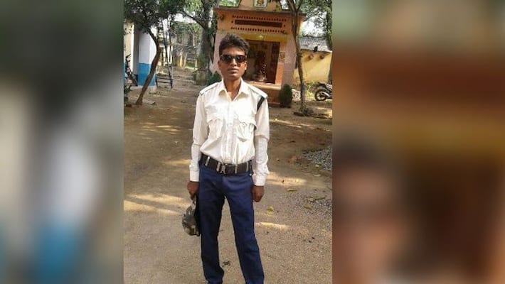 A Civic volunteer stabbed to death in a market place at Purulia BTG A Civic volunteer stabbed to death in a market place at Purulia BTG
