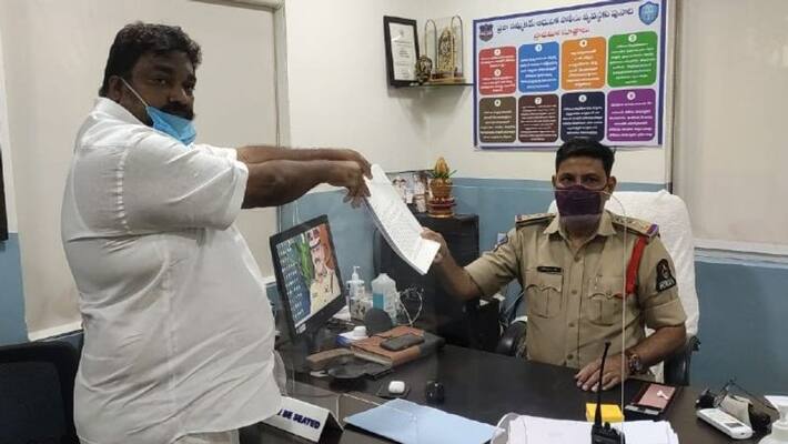 natti kumar complaint against producer chantti addala arj natti kumar complaint against producer chantti addala arj