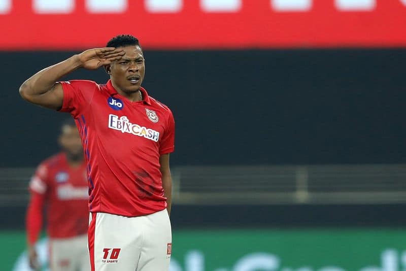 aakash chopra suggests kxip to release 3 overseas players for ipl 2021