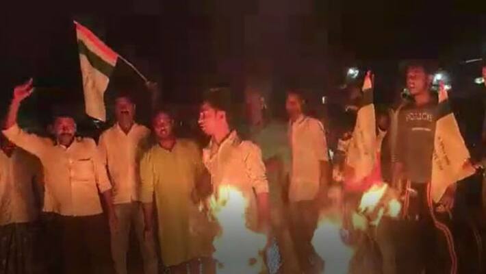 Congress and TMC protest against Hathras gangrape at Murshidabad ASB Congress and TMC protest against Hathras gangrape at Murshidabad ASB