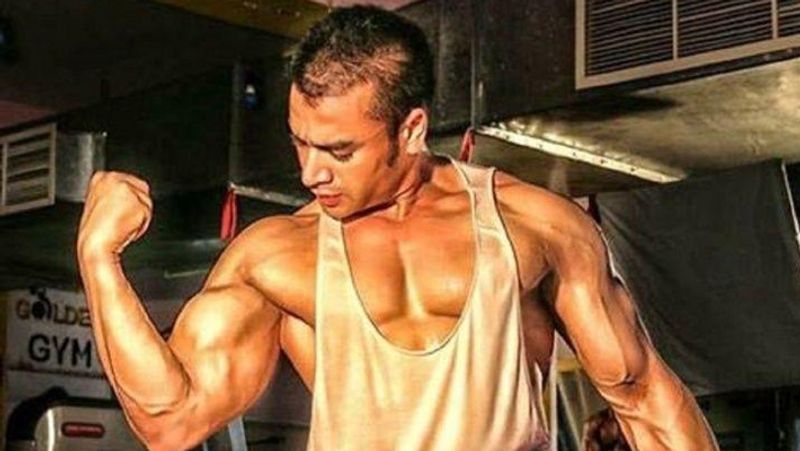 8 अगस्त 1984 को भागलपुर में जन्मे सचिन अतुलकर अपनी फिटनेस को लेकर यूथ आइकॉन बने हुए हैं। उनके पिता भारतीय वन सेवा से रिटायर्ड हैं। वहीं भाई आर्मी में है।