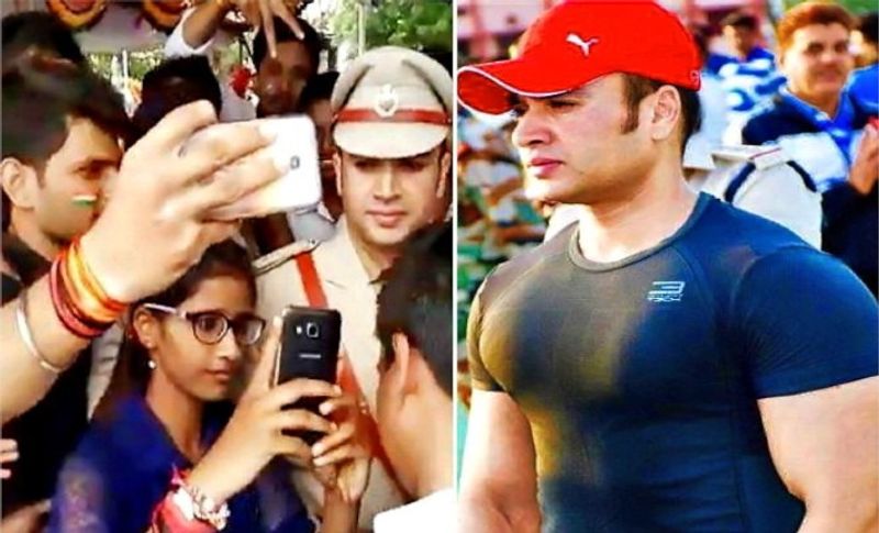 सचिन अतुलकर अपनी सोशल लाइफ के कारण भी सुर्खियों में रहते हैं। वे सोशल मीडिया पर भी बराबर सक्रिय रहते हैं।
