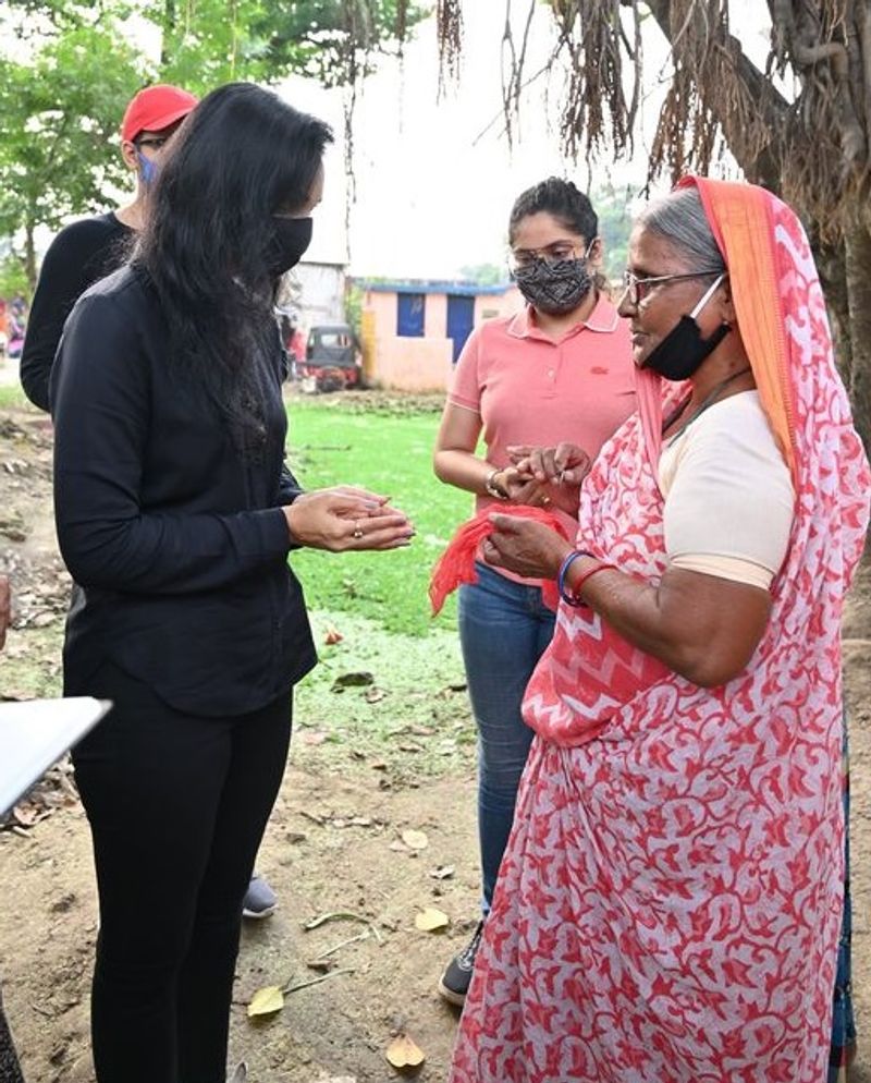 इसी साल मार्च माह में अखबारों में बड़े-बडे़ विज्ञापन के साथ राजनीति में इंट्री करने वाली प्लूरल्स पार्टी की अध्यक्ष पुष्पम प्रिया चौधरी कर्जदार हैं। वह एजुकेशनल लोन का पैसा नहीं चुका पाई हैं।
(फाइल फोटो)