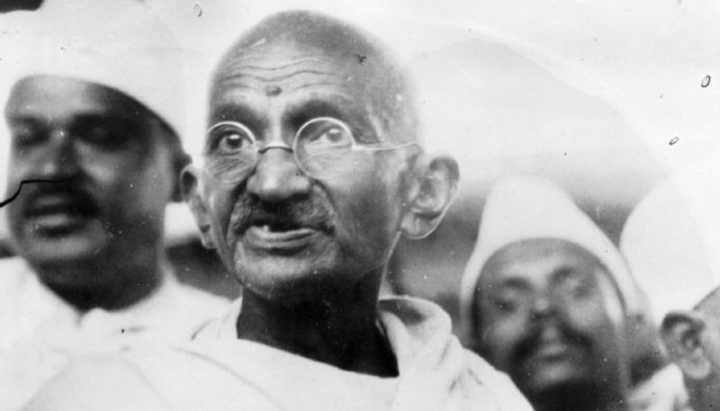 6. गणतंत्र दिवस परेड के दौरान, एक भजन 'एबाइड विद मी'। भजन महात्मा गांधी का पसंदीदा था। 