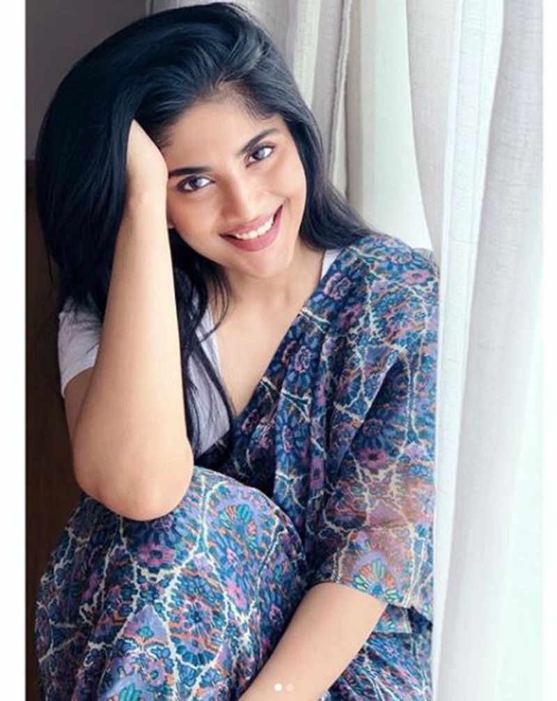 Tollywood actress megha akash photo gallery vcs