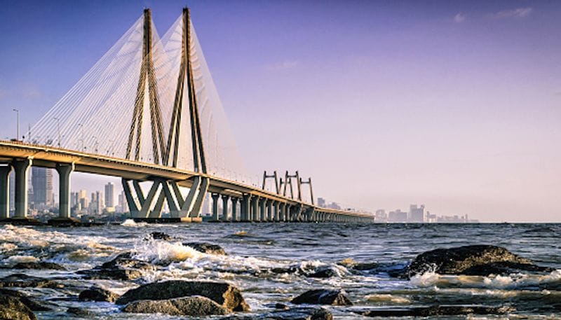 10. Bandra-Worli Sea LinkDid you know Bandra-Worli Sea Link has steel wires equal to earth's circumference. Each of the cables can hold up to 900 tons of weight.