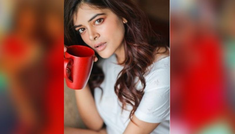 Madhumita Sarcar's casual morning pictures will surely make your day ADB
