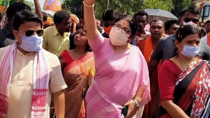 Mamata Banerjee can not handle the police says locket Chatterjee bsm Mamata Banerjee can not handle the police says locket Chatterjee bsm
