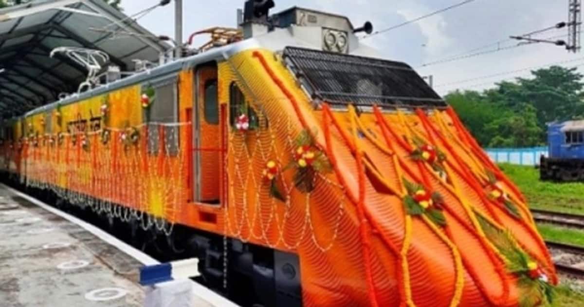 Pride of Indian Railways A 160kmph Tejas for pushpull