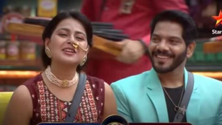 biggboss nagarjuna funished to abijith and harika for speaking in english arj biggboss nagarjuna funished to abijith and harika for speaking in english arj