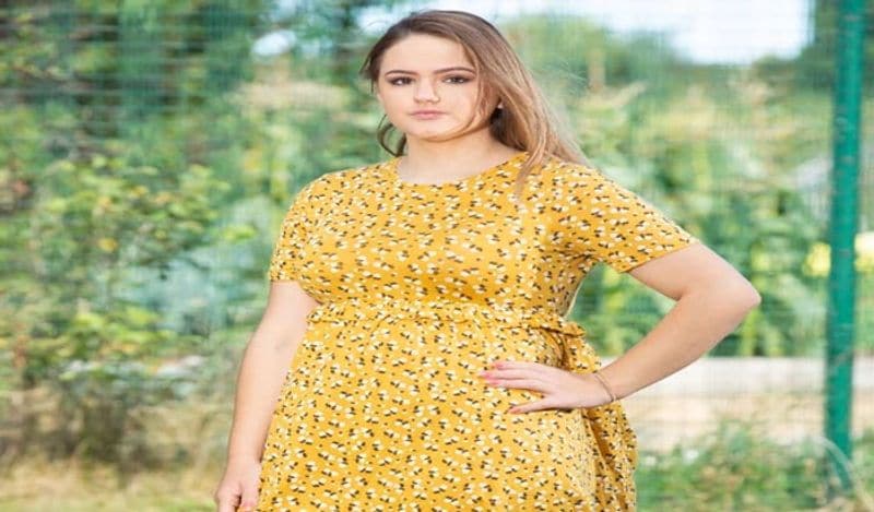 24 साल की टैबी ने सोशल मीडिया पर ऑनलाइन शॉपिंग के पे लेटर ऑप्शन की वजह से हुई अपनी दुर्गति को शेयर किया है। टैबी ने बताया कि उसे इस ऑप्शन की ऐसी लत लगी कि बाद में पेमेंट कर देने की सनक में उसने अंधाधुंध शॉपिंग कर डाली।
