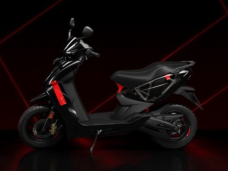 Startup Company Pure EV Launched Cheap Electric Scooter Etrance Neo Electric Scooter Bounce Corbett EV Ather 450X odysse Hawk Plus Auto news rps