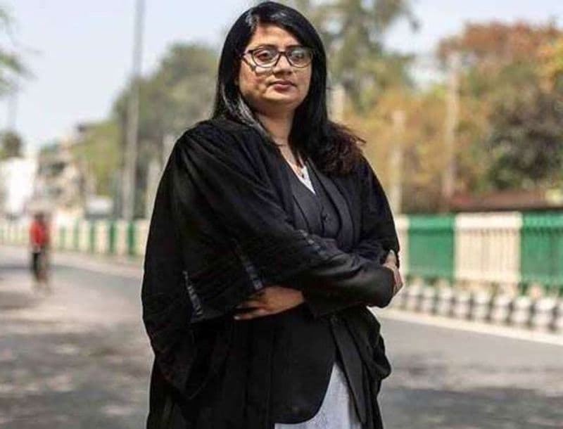 सीमा ने इसके पहले 2005 में कानपुर विश्वविद्यालय से एलएलबी फिर, उत्तर प्रदेश राजर्षि टंडन मुक्त विश्वविद्यालय से 2006 में पत्रकारिता की डिग्री हासिल की थी। उसके बाद, उन्होंने राजनीति विज्ञान में एमए भी किया।
