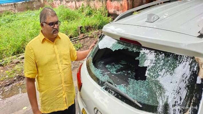 kommireddy pattabhiram reacts on his car damage kommireddy pattabhiram reacts on his car damage