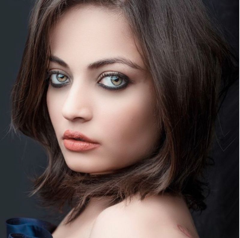 Comparisons With Aishwarya Rai Did not Bother Me says Actress Sneha Ullal dpl