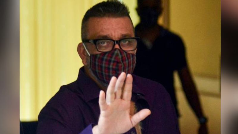 sanjay dutt look goes viral after cancer effected BJC