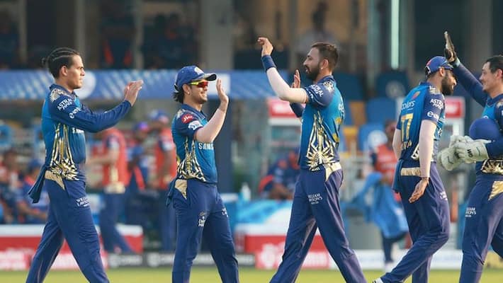 Mumbai Indians defeat Sunrisers Hyderabad by 34 runs in IPL 2020 spb Mumbai Indians defeat Sunrisers Hyderabad by 34 runs in IPL 2020 spb