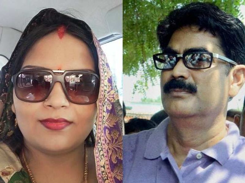 सीएम नीतीश कुमार की शर्त पर अजय सिंह से दुविधा में पड़ गए। वो शादी के बारे में सोचते भी तो कैसे, क्योंकि उस समय पितृपक्ष चल रहा था और ऐसे में कोई शुभ कार्य नहीं होता है। लेकिन, किसी तरह कविता सिंह ने पितृपक्ष में उनसे शादी करने का फैसला किया। टिकट के लिए बिना मुहूर्त के ही दोनों ने शादी कर ली।
