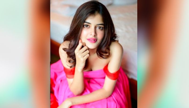 Madhumita Sarker Porn Tube - Tollywood actress Madhumita Sarkar shares fashion tips with fans before  Durga puja