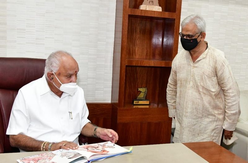 siddaganga Mutt dr shivakumar swamiji Life chitra sangam Book released By CM BSY rbj