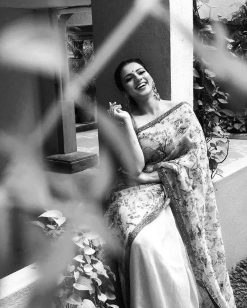 Sruthi Hariharan comeback to Kannada film industry vcs