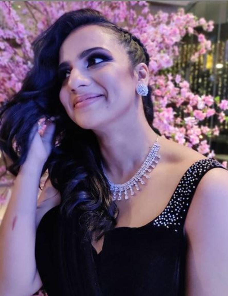 Sruthi Hariharan comeback to Kannada film industry vcs