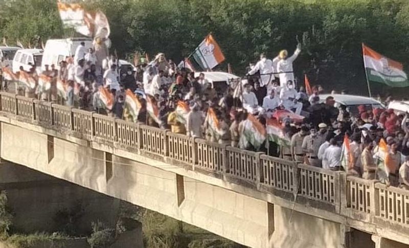 बता दें कि राहुल गांधी की 'किसान बचाओ-खेती बचाओ'' ट्रैक्टर रैली पटियाला से निकली थी और हरियाणा के कुरुक्षेत्र में खत्म होगी।
