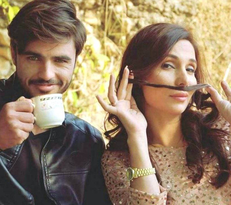 Arshad Khan, the viral chaiwala from pakistan, runs his own cafe now ALB