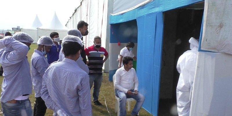 There was tight security. The administration was also vigilant before the meeting of the chief minister to prevent the spread of COVID-19 infection. Health officials were present at the temporary camp in the open field at the entrance of the meeting venue.