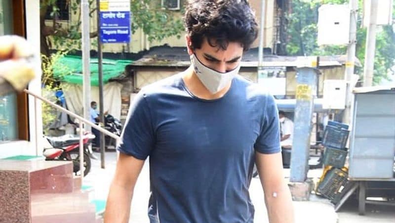 saif ex wife amrita singh spotted with son ibrahim ali khan