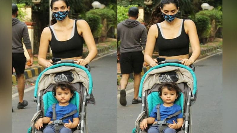 saif ex wife amrita singh spotted with son ibrahim ali khan
