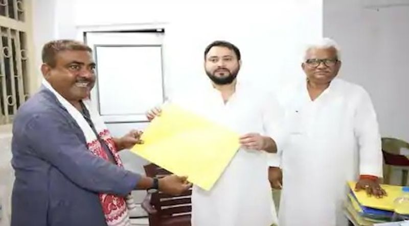 बताते चले कि रामा सिंह तो वैसे कई बार चर्चा में रहे, लेकिन उनका पुलिस फाइल में बड़ा नाम तब आया जब वह विधायक बन गए। 90 के दशक में तेजी से उभरा था। उनकी दोस्ती अपने समय के डॉन अशोक सम्राट से हुआ करती थी। वो वैशाली ही नहीं, बल्कि पूरे उत्तर बिहार में बादशाहत का सपना देख रहे थे। लेकिन, इसी दौरान अशोक सम्राट हाजीपुर में पुलिस के साथ मुठभेड़ में मारा गया था। 
