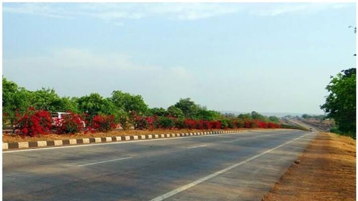 Woman travelled 800 km to file rape case Woman travelled 800 km to file rape case
