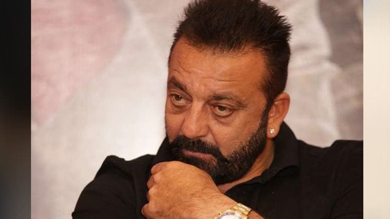 मेकर्स ने संजय की सुविधा का ख्याल रखते हुए महबूब स्टूडियो में शूटिंग का शेड्यूल रखा है। उनके मुताबिक ये धमाल वाले जोनर वाली फिल्म होगी। इस प्रोजेक्ट के अलावा संजय शमशेरा की डबिंग और भुज: प्राइड ऑफ इंडिया का बचा हुआ काम भी पूरा करेंगे।