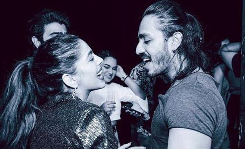 Photos Of Bal Thackeray Grandson Aishwary Birthday Party Goes Viral pod