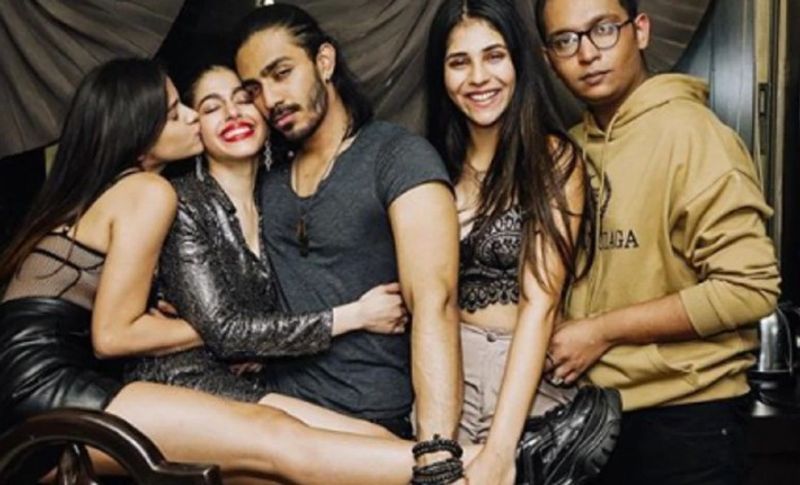 Photos Of Bal Thackeray Grandson Aishwary Birthday Party Goes Viral pod