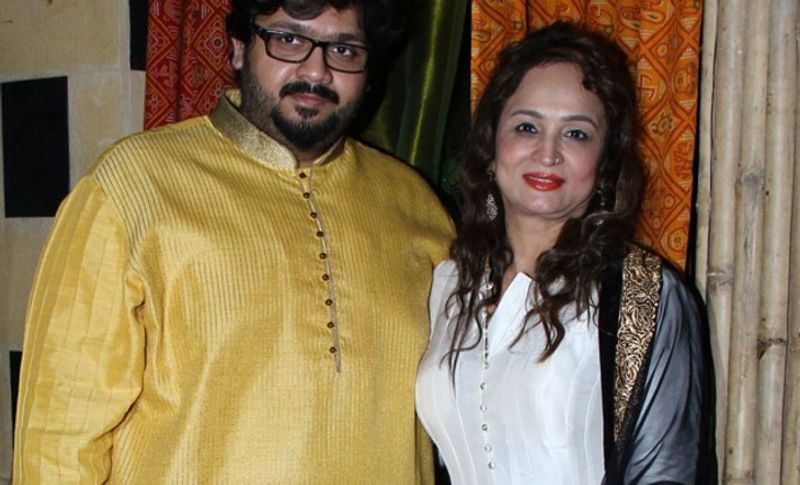 Photos Of Bal Thackeray Grandson Aishwary Birthday Party Goes Viral pod