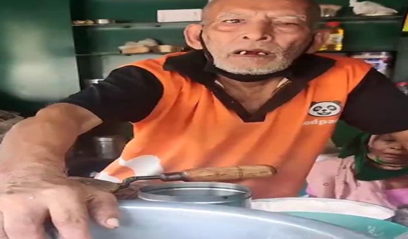 चहल द्वारा इस कपल की मदद के इस तरीके की लोग काफी तारीफ कर रहे हैं। बता दें कि चहल सोशल मीडिया पर काफी एक्टिव रहते हैं।

