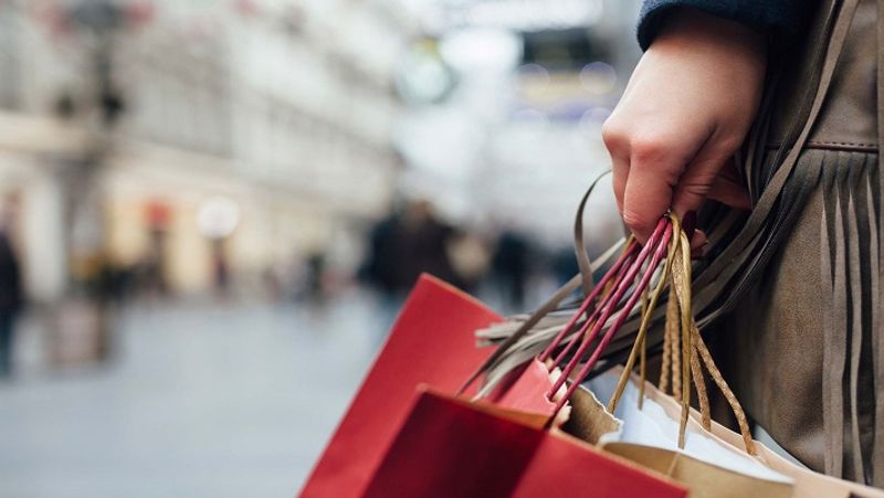 Those who use credit cards keep these things in mind otherwise there will be in trouble