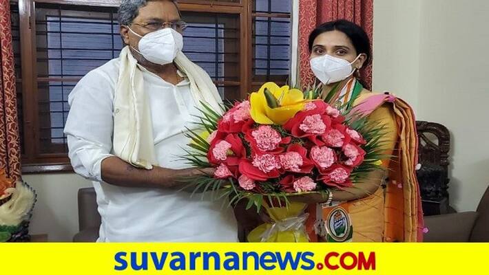 RR Nagar By Election Congress Candidate Kusuma Meets siddaramaiah rbj RR Nagar By Election Congress Candidate Kusuma Meets siddaramaiah rbj