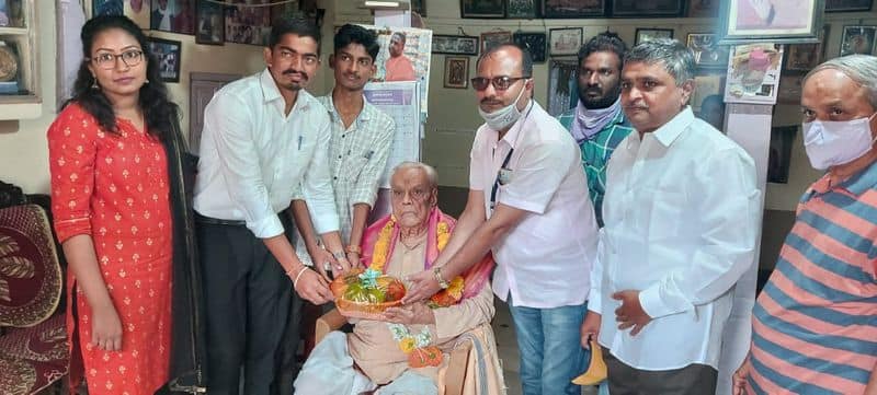 Freedom Fighter Ramachar Ayodhye Passes Away in Gangavati in Koppal District grg