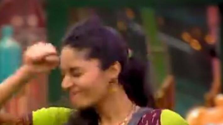sanam and rekha fight in biggboss house today promo video sanam and rekha fight in biggboss house today promo video