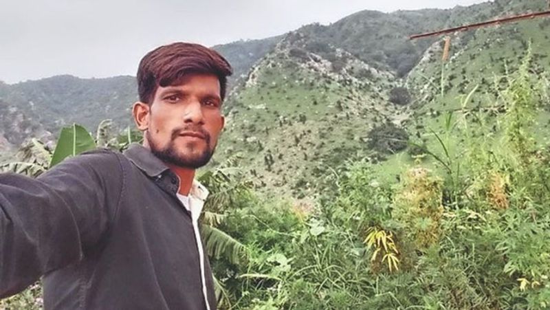 यह हिस्ट्रीशीटर सोजत इलाके की दो लड़कियों को भागकर ले गया था। फिर उनके साथ रेप किया था। इस पर चोरी का भी इल्जाम है। जैतारण के बिकरलाई गांव का रहने वाला आरोपी 20 साल पहले चांवडिया गांव में शिफ्ट हो गया था। इसके पिता टेंट का काम करते थे। 2005 में आरोपी ने 15 साल की उम्र में अपनी एक रिश्तेदार से रेप किया था। इसके बाद पीड़िता ने सुसाइड कर लिया था। 2012 में आरोपी का एक कांस्टेबल को गोली मारने के आरोप में पकड़ा गया था। 6-7 महीने बाद जेल से छूटने के बाद आरोपी ड्रग्स सप्लाई से जुड़ गया। इसके बाद उसे फिर जेल भेजा गया था। दिसंबर 2019 वो जेल से छूटकर आया और फिर अपराध करने लगा। आगे पढ़ें-छत्तीसगढ़ में गैंग रेप के बाद पीड़िता ने की सुसाइड, दुखी होकर जब पिता ने मरने की कोशिश की, तब जागी पुलिस