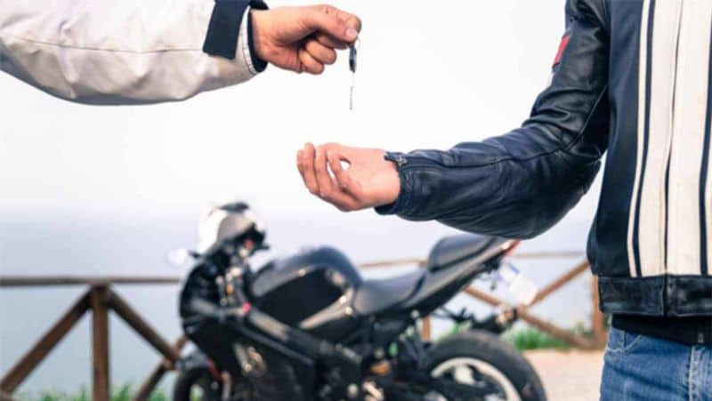 गाड़ी खरीदने का आपका सपना सच हो सकता है, वो भी सिर्फ 1 रुपए में। सुनकर आश्चर्य नहीं करें। ये सच है।