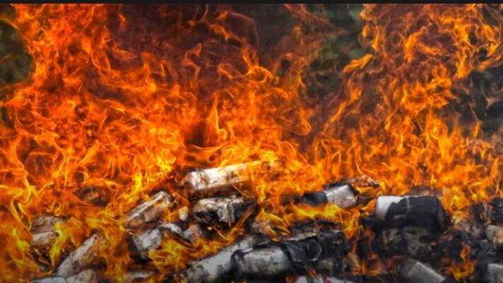 Cocaine filled plane crashes in Mexico after high-speed airborne chase Cocaine filled plane crashes in Mexico after high-speed airborne chase
