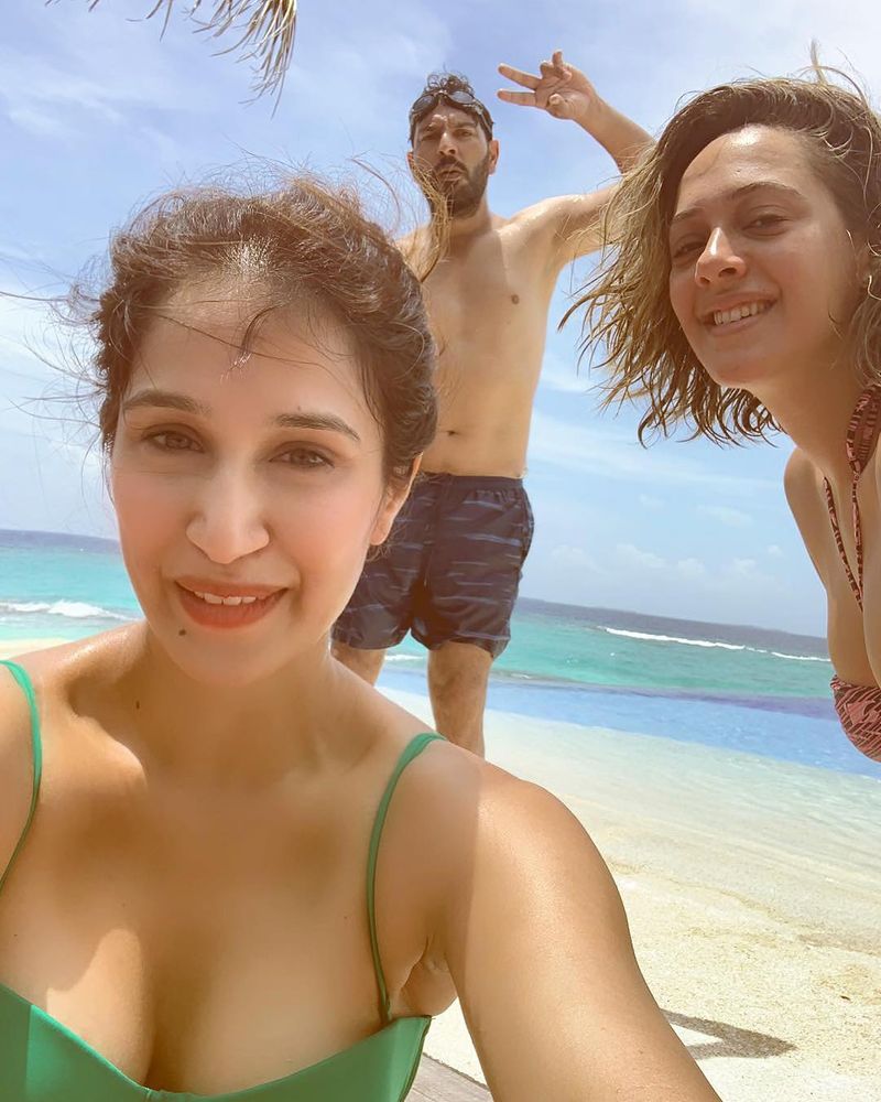 IPL 2020: Zaheer khan wife Heroine sagarika ghatge hot photos CRA