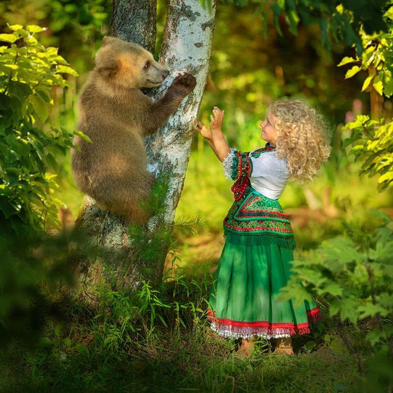 Photoshoot with a brown bear